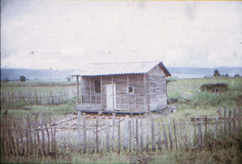 BD/37/151 - 
construction of cabins: Wissel Lakes 4
