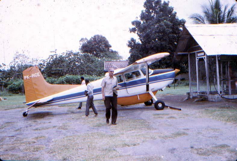 BD/37/232 - 
Mgr. Munninghof at travel
