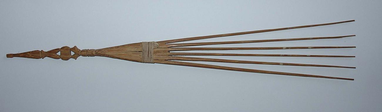 EA/78/4 -
haircomb