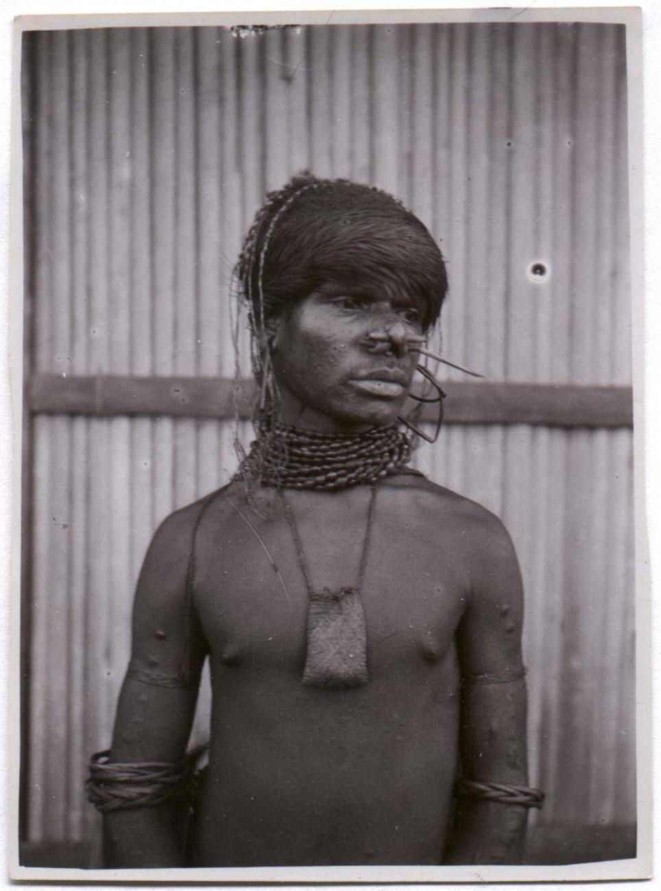 BD/38/6 -
Man of West Papua.
