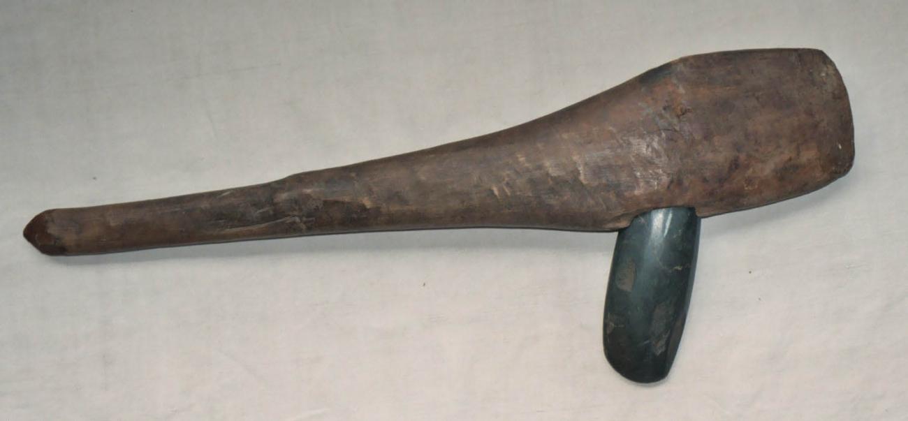 EA/96/4 -
axe