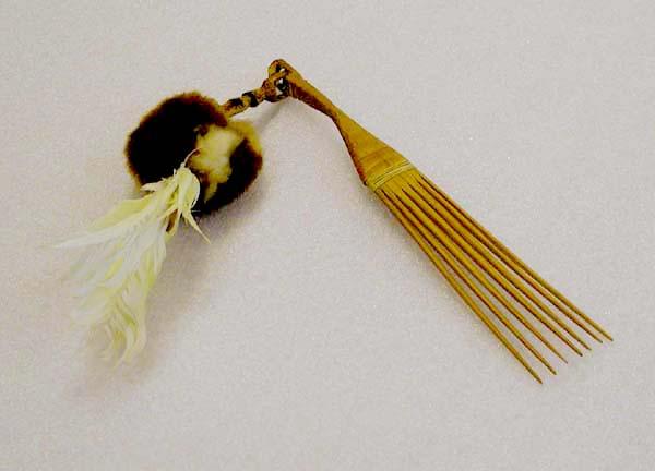 EA/52/1 - 
comb
