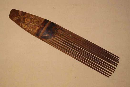 EA/61/5 - 
hair decoration: comb
