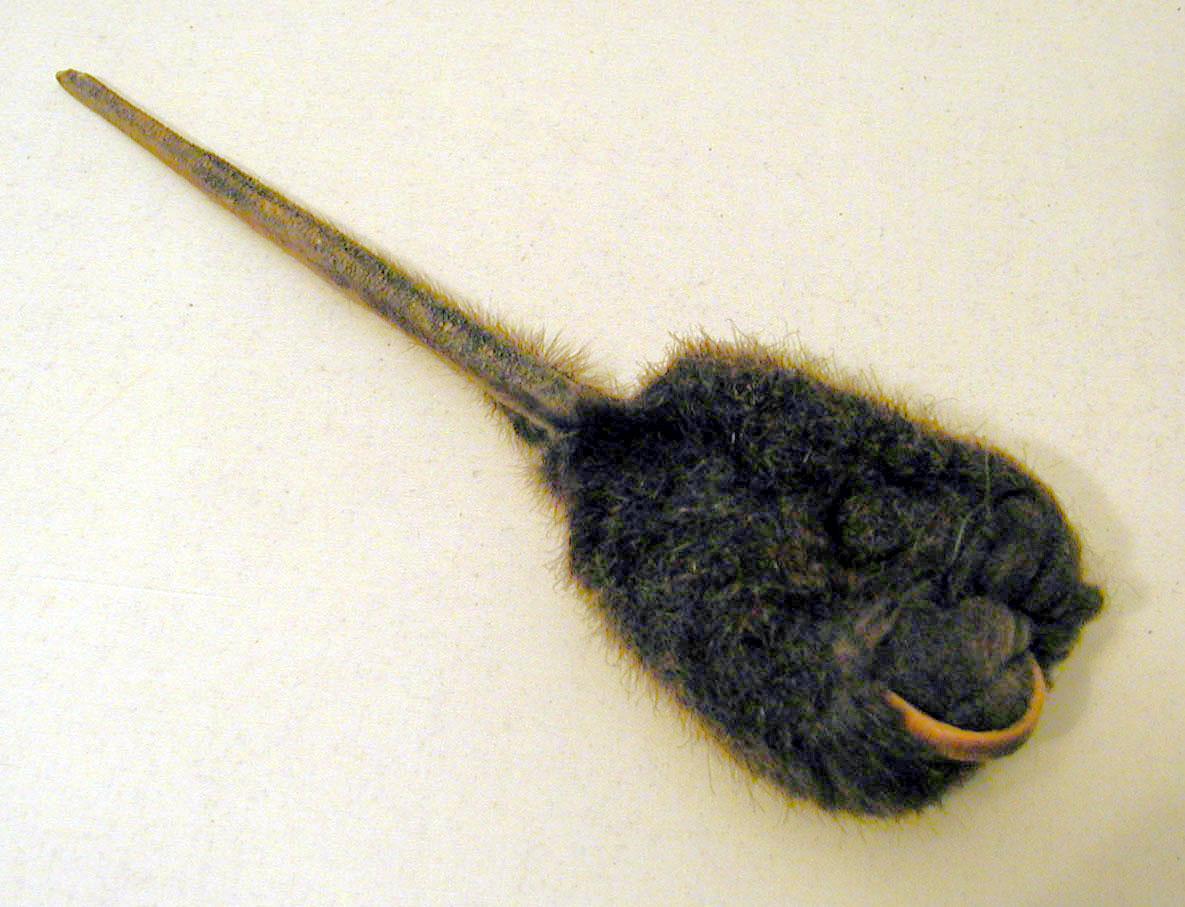 EA/6/9 -
hair ornament