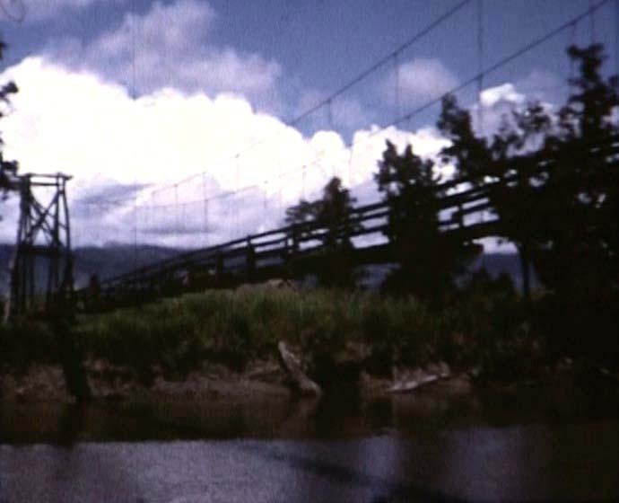 FI/40/27 -
Pugina en vliegveld Wamena