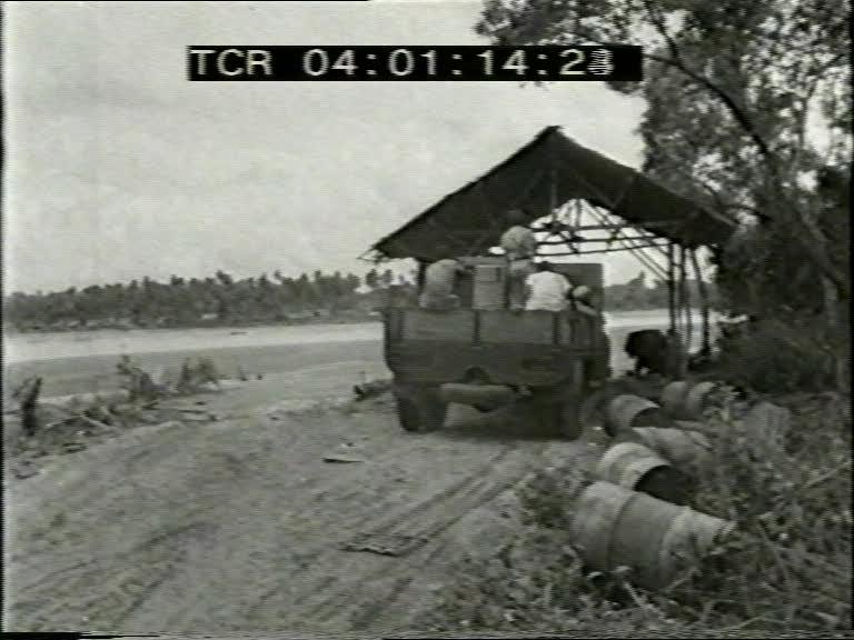 FI/1200/150 - 
Nieuw-Guinea Kroniek 4: Waar nog zoveel te doen is
