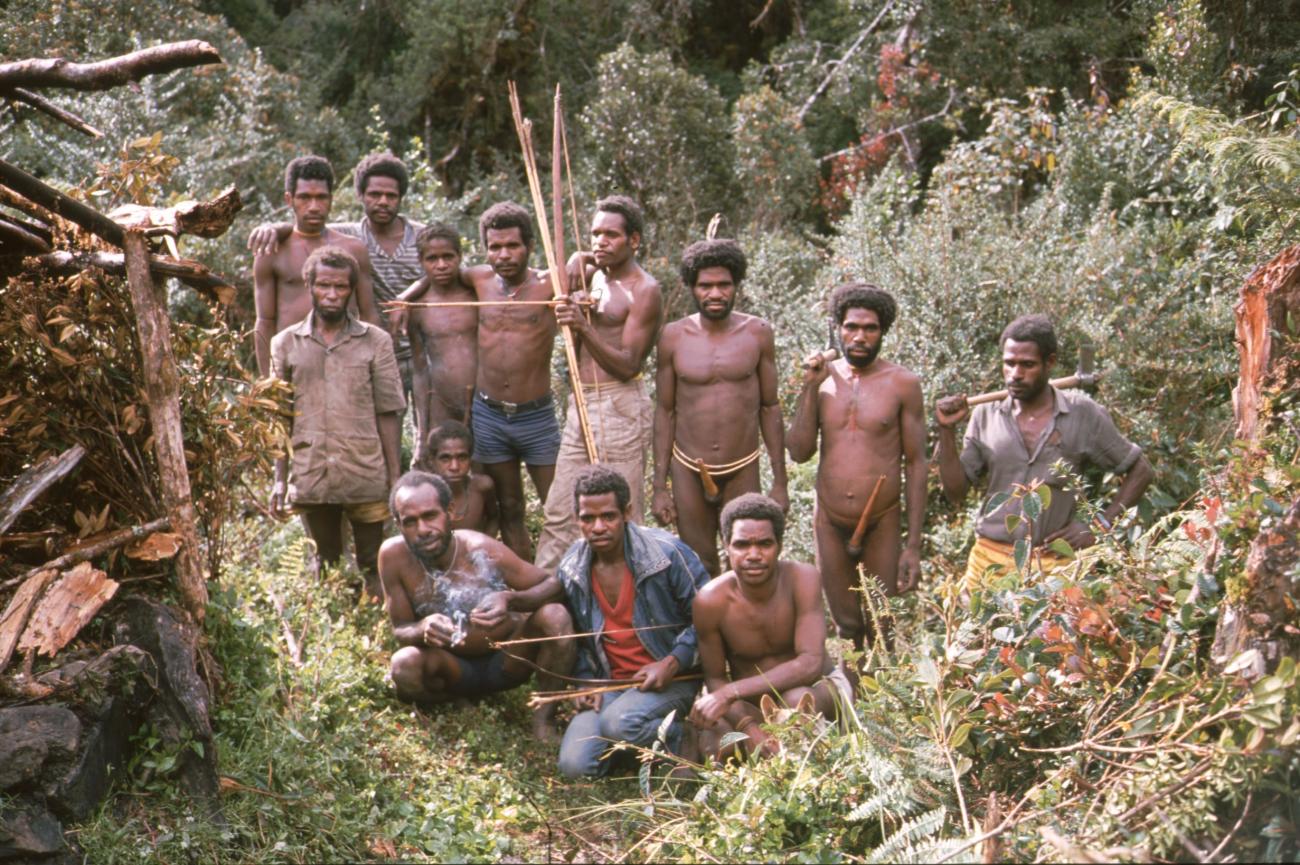 BD/166/14 -
Group of 13 men in traditional and western clothing and Bart Vos