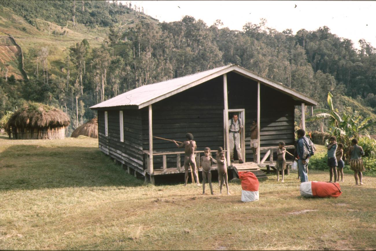 BD/166/179 -
The overnight stay hut 3