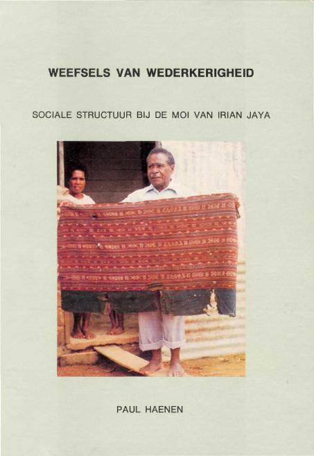 BK/151/74 - 
Weefsels van wederkerigheid. Sociale structuur bij de Moi van Irian Jaya.
