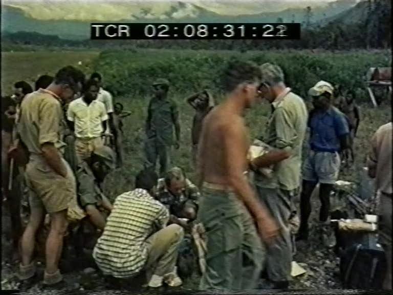 FI/1200/160 -
Nieuw-Guinea Kroniek 17: Expeditie naar het Sterrengebergte, deel 1