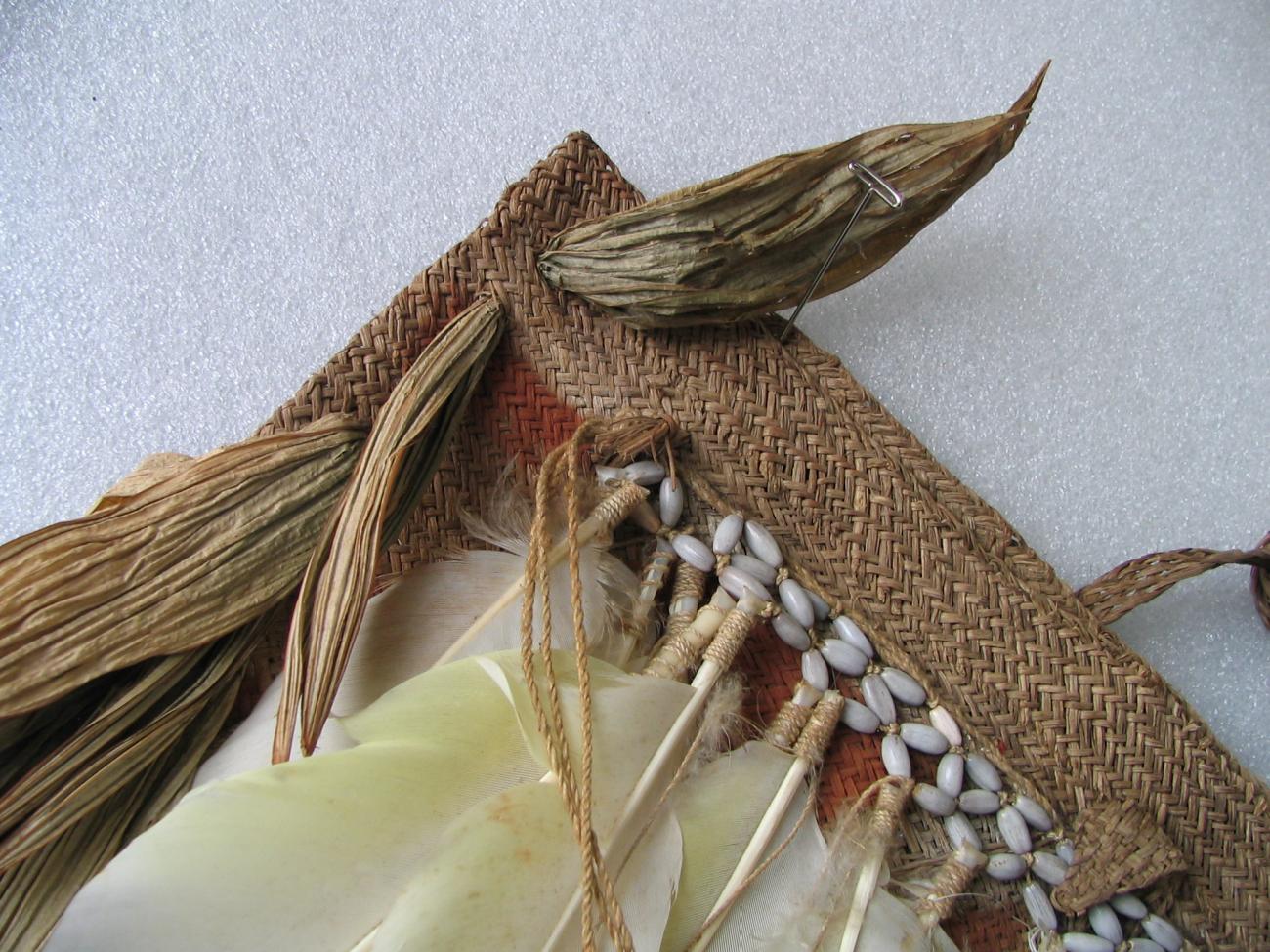 EA/199/1 - 
ornamental bag
