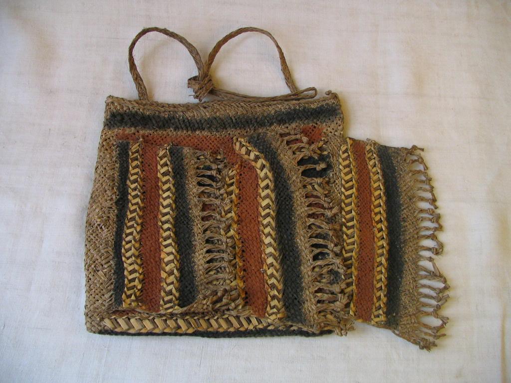 EA/199/5 -
tas