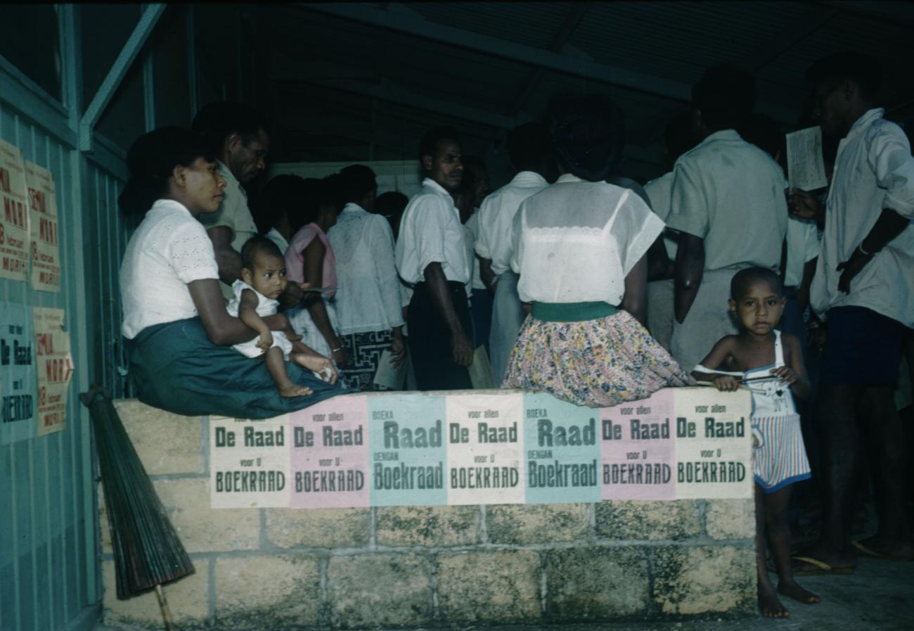 BD/209/7140 -
Verkiezingen Nieuw Guinea Raad