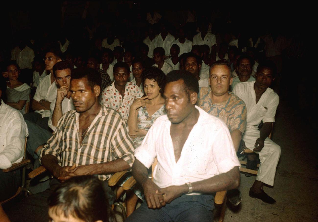 BD/209/8013 -
Verkiezingen Nieuw Guinea Raad
