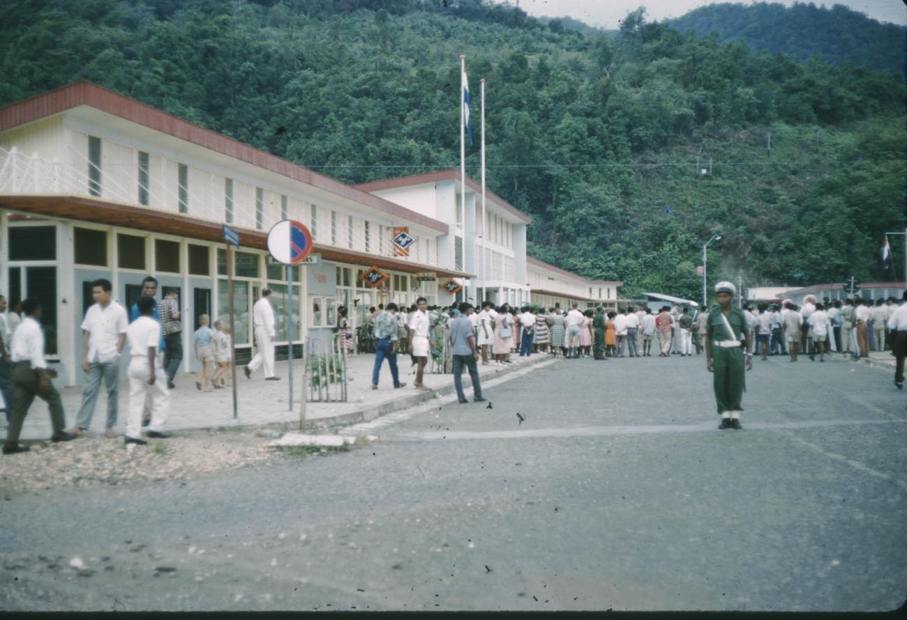 BD/209/9033 -
Verkiezingen Nieuw Guinea Raad