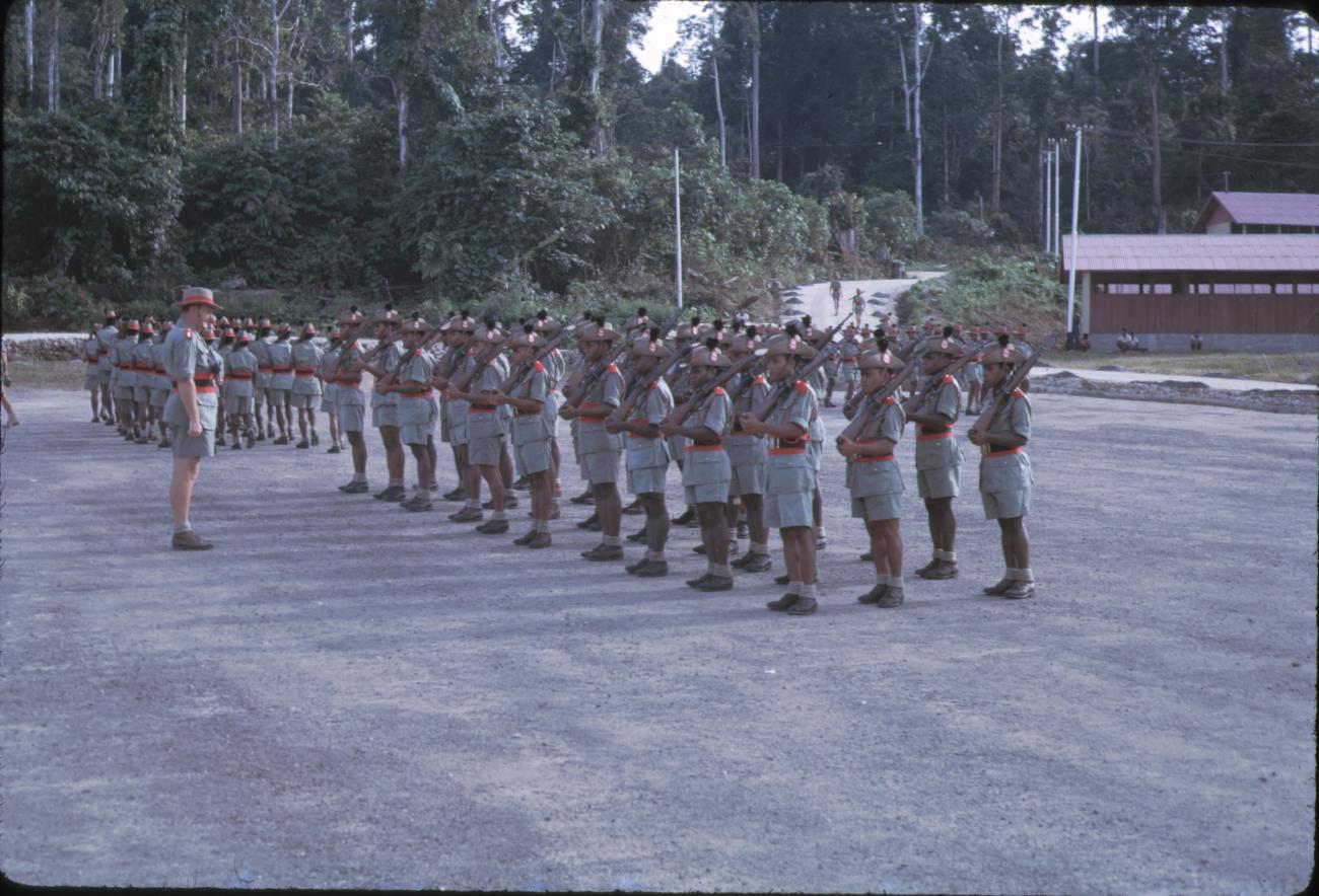 BD/209/9113 -
Opleidingskamp Papoea Vrijwilligers Korps te Manokwari