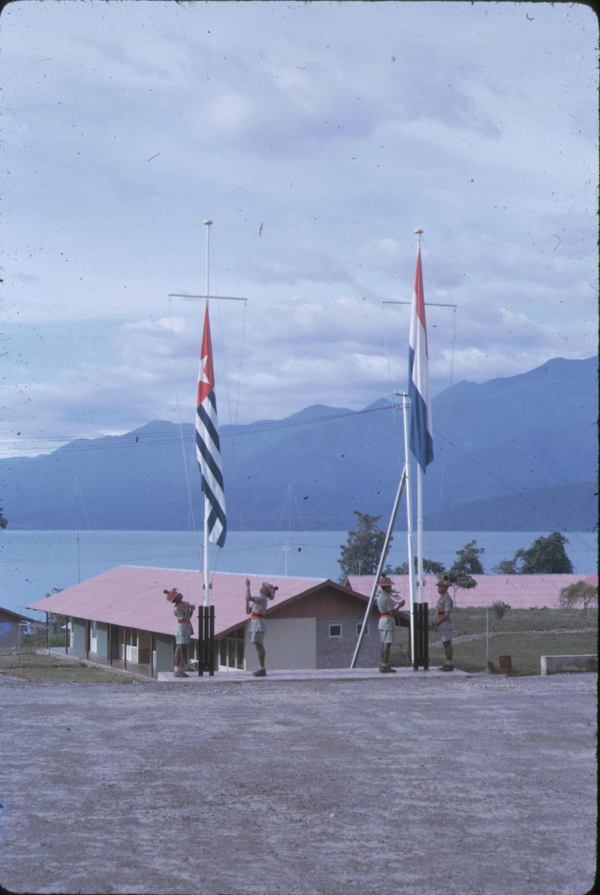 BD/209/9121 -
Opleidingskamp Papoea Vrijwilligers Korps te Manokwari
