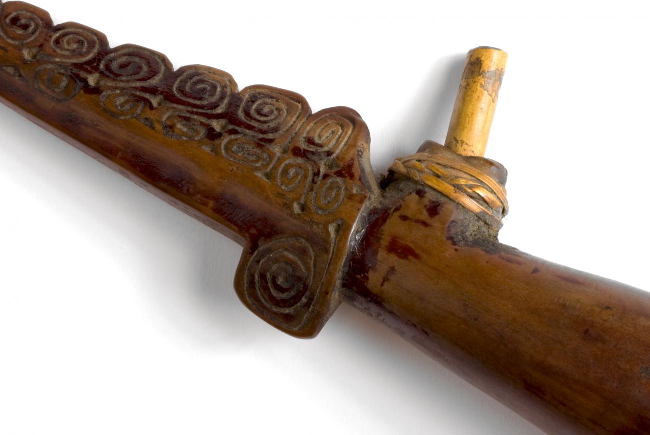 EA/279/2 - 
smoking pipe
