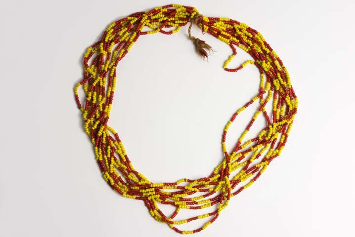 EA/279/30 - 
neck ornament
