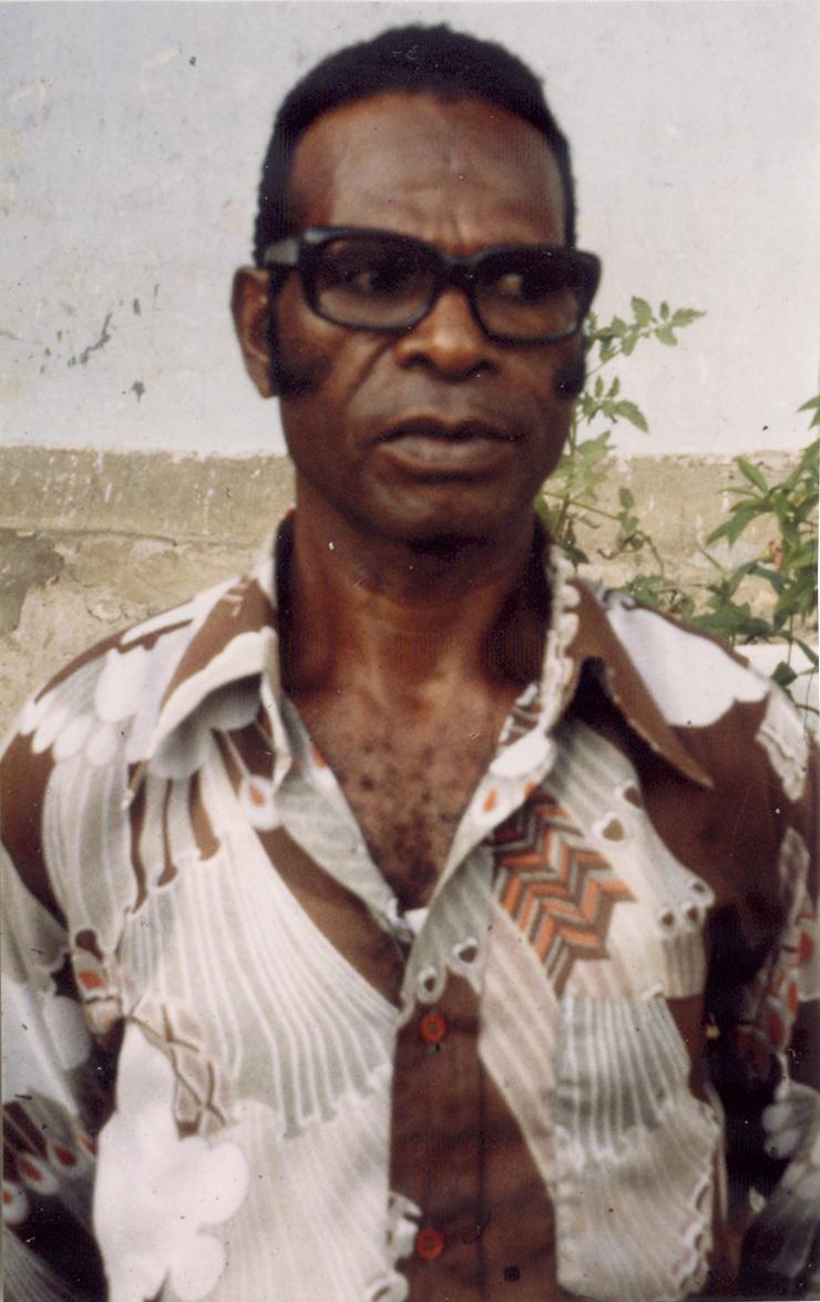 BD/309/99 - 
Dorp Teminabuan, portret man
