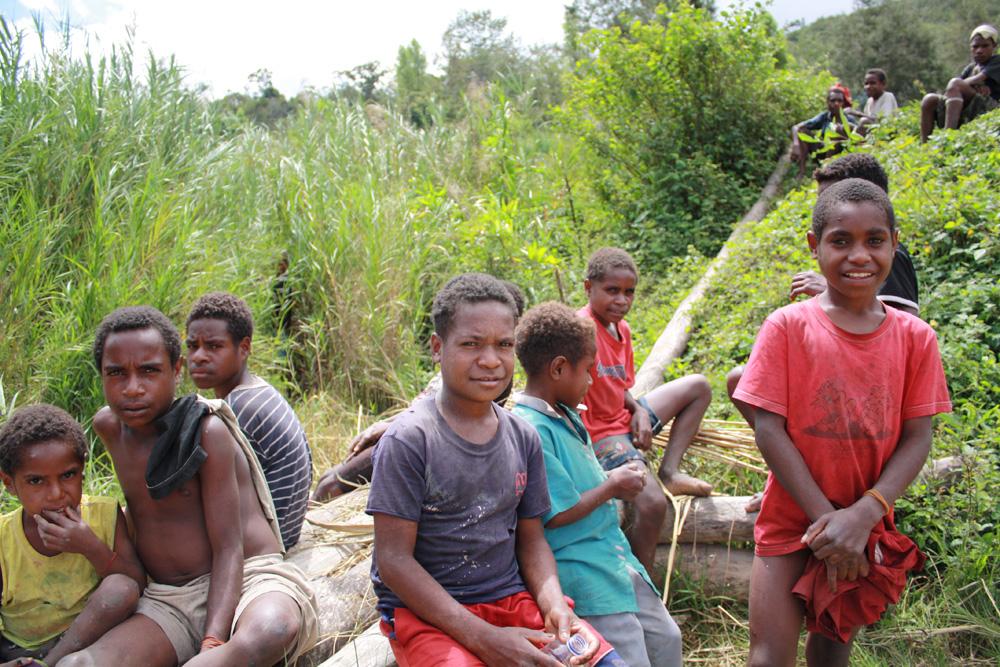 BD/153/27 -
kinderen in de Baliemvallei