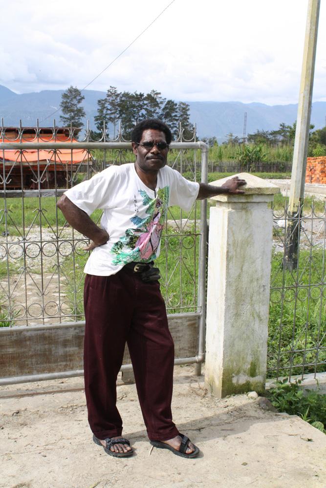BD/153/57 -
bouwplaats in Wamena