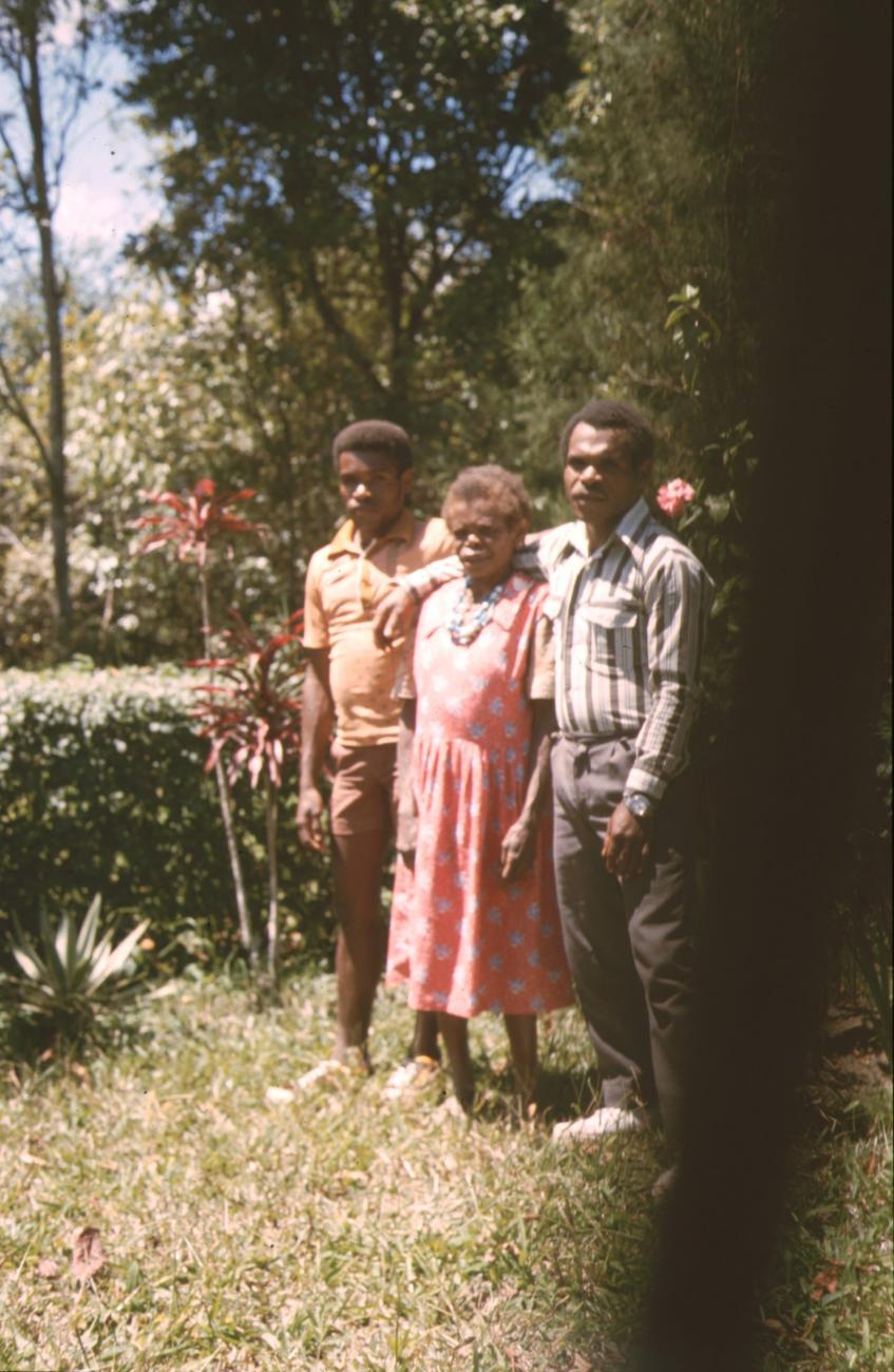 BD/132/138 - 
familieportet  
