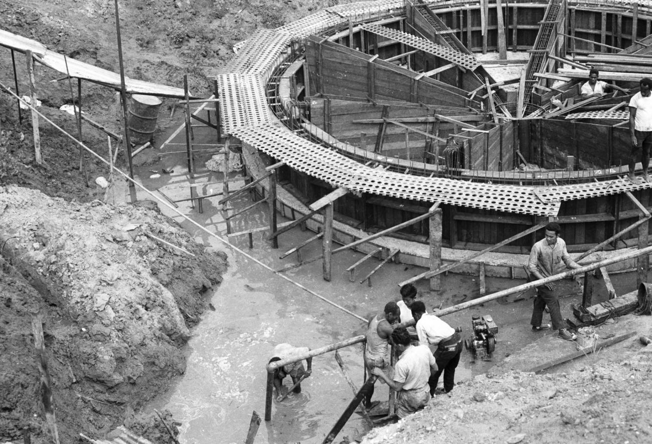 BD/133/1021 -
Constructie van (mogelijk) waterzuiveringsinstallatie