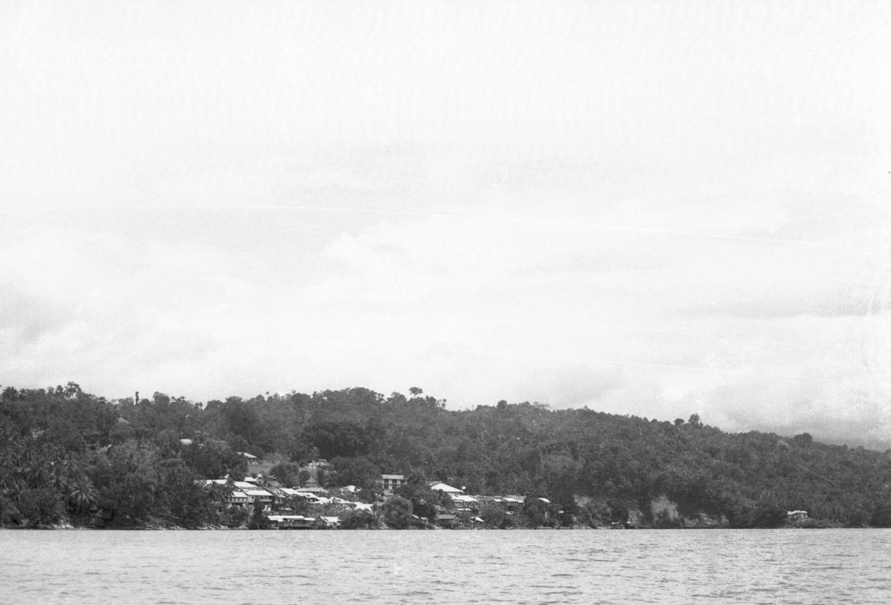 BD/133/1169 -
View on Fakfak from the sea