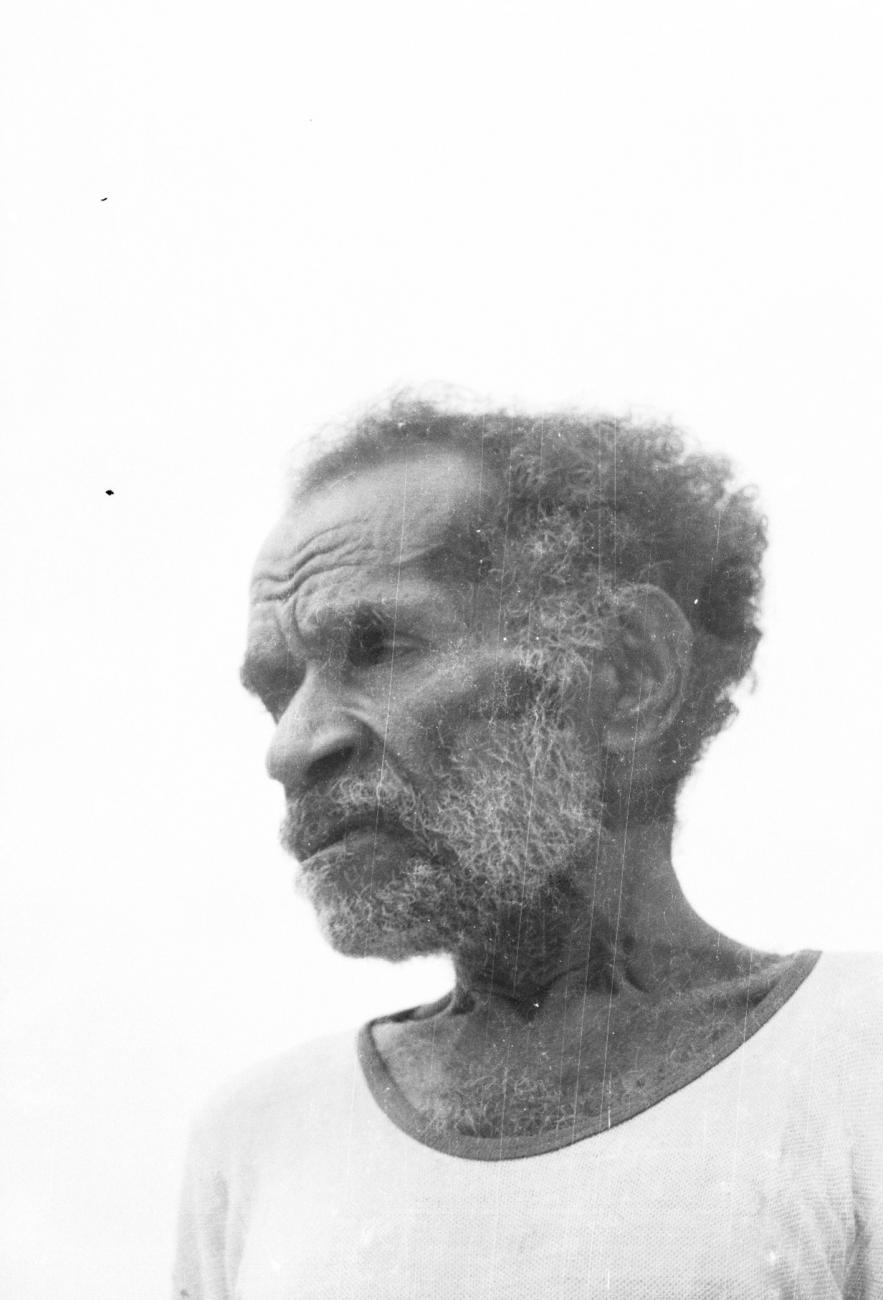 BD/133/1187 -
Portret van een Papoea-man