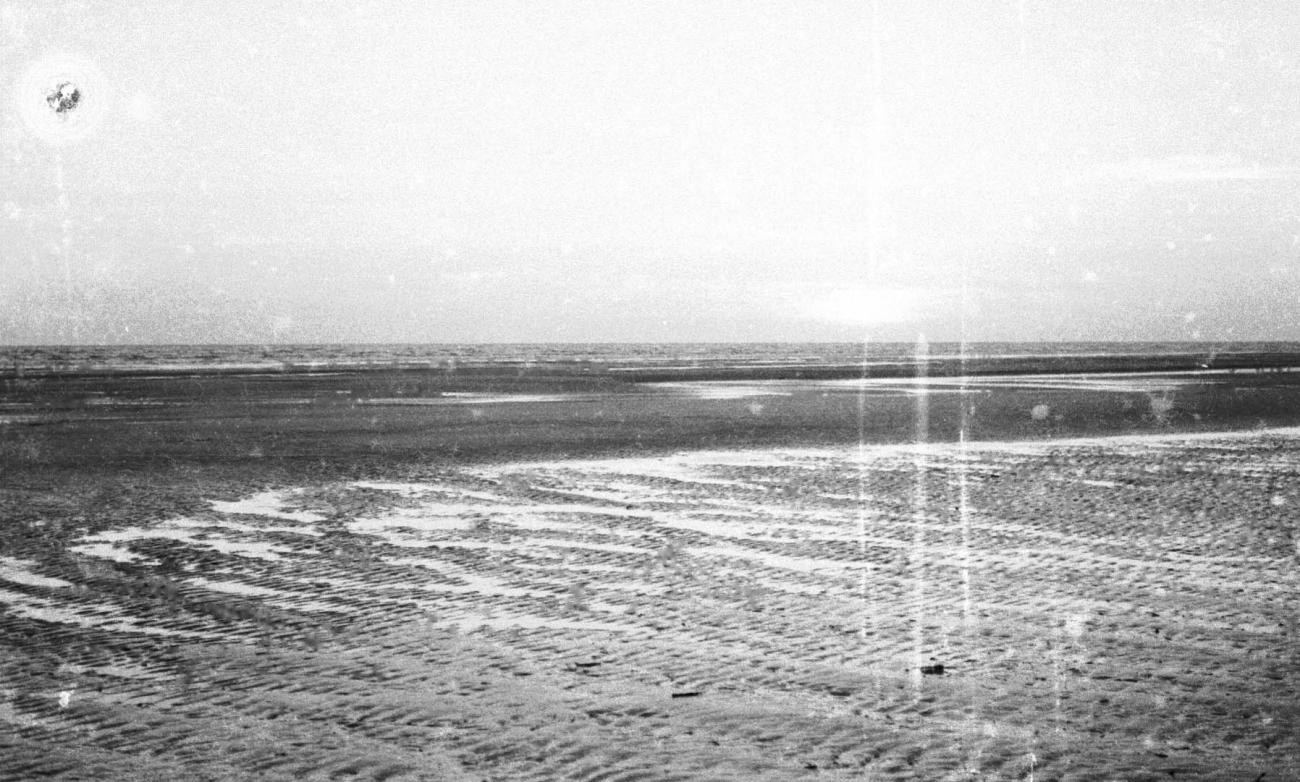 BD/133/540 -
Landschapsfoto van strand en zee