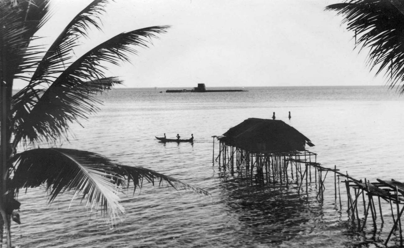 BD/277/75 -
Uitzicht op het water