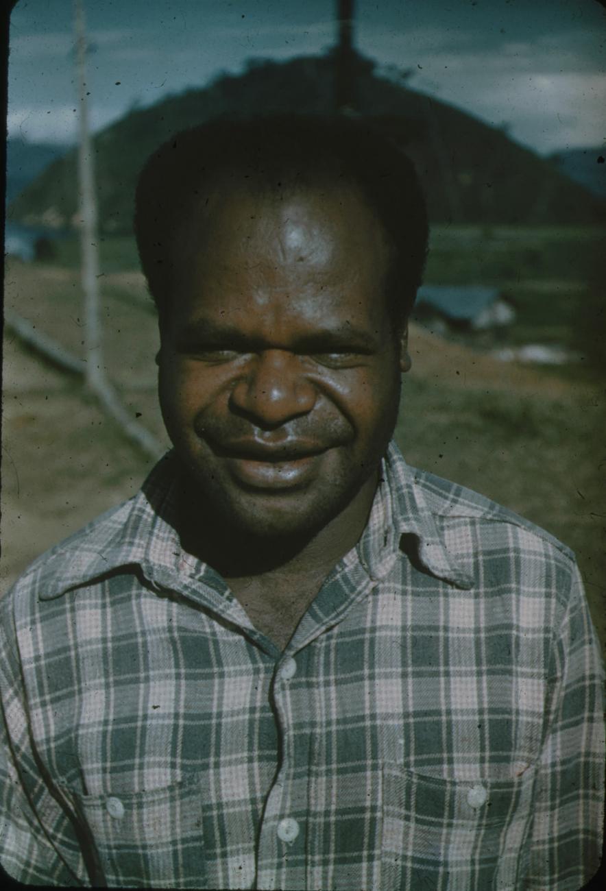 BD/248/243 - 
Portret van een man
