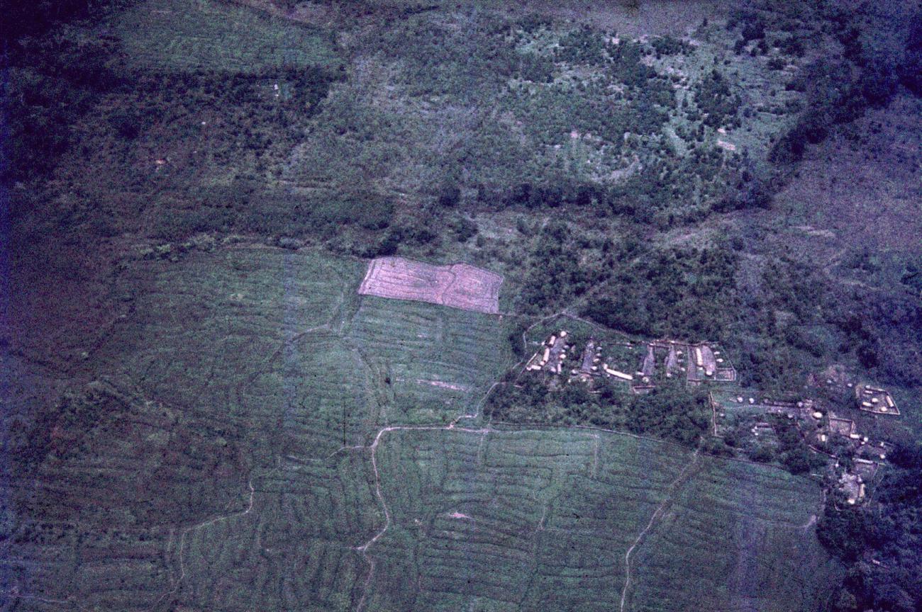 BD/289/147 - 
Luchtfoto
