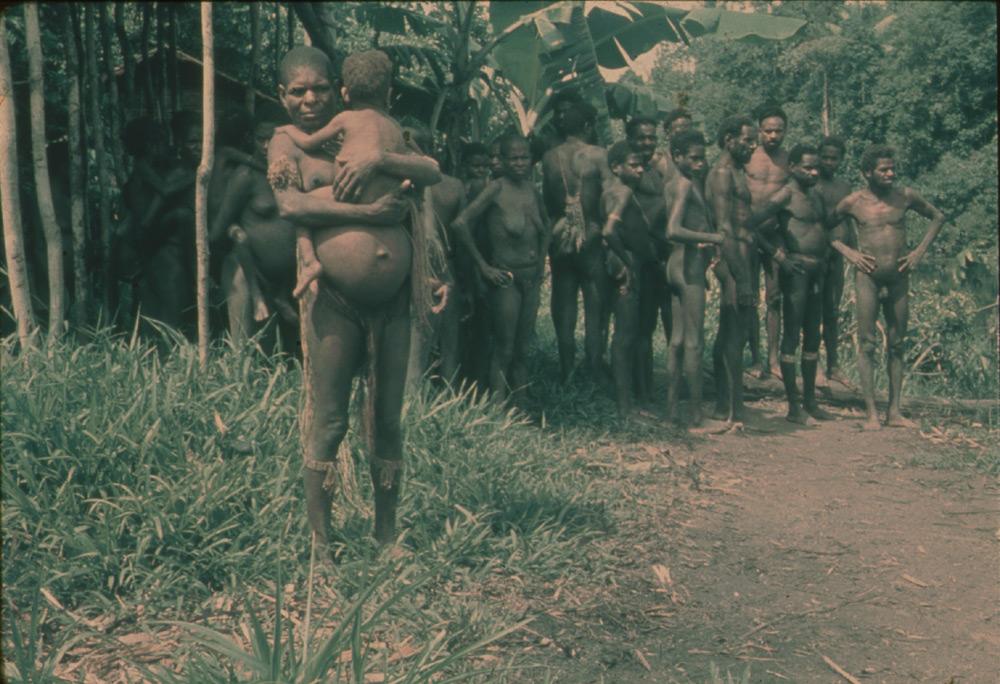 BD/30/41 -
Group of Papua people with mother and child