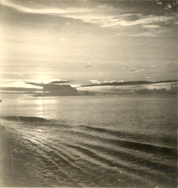 BD/318/64 - 
Landschap, genomen vanaf schip 
