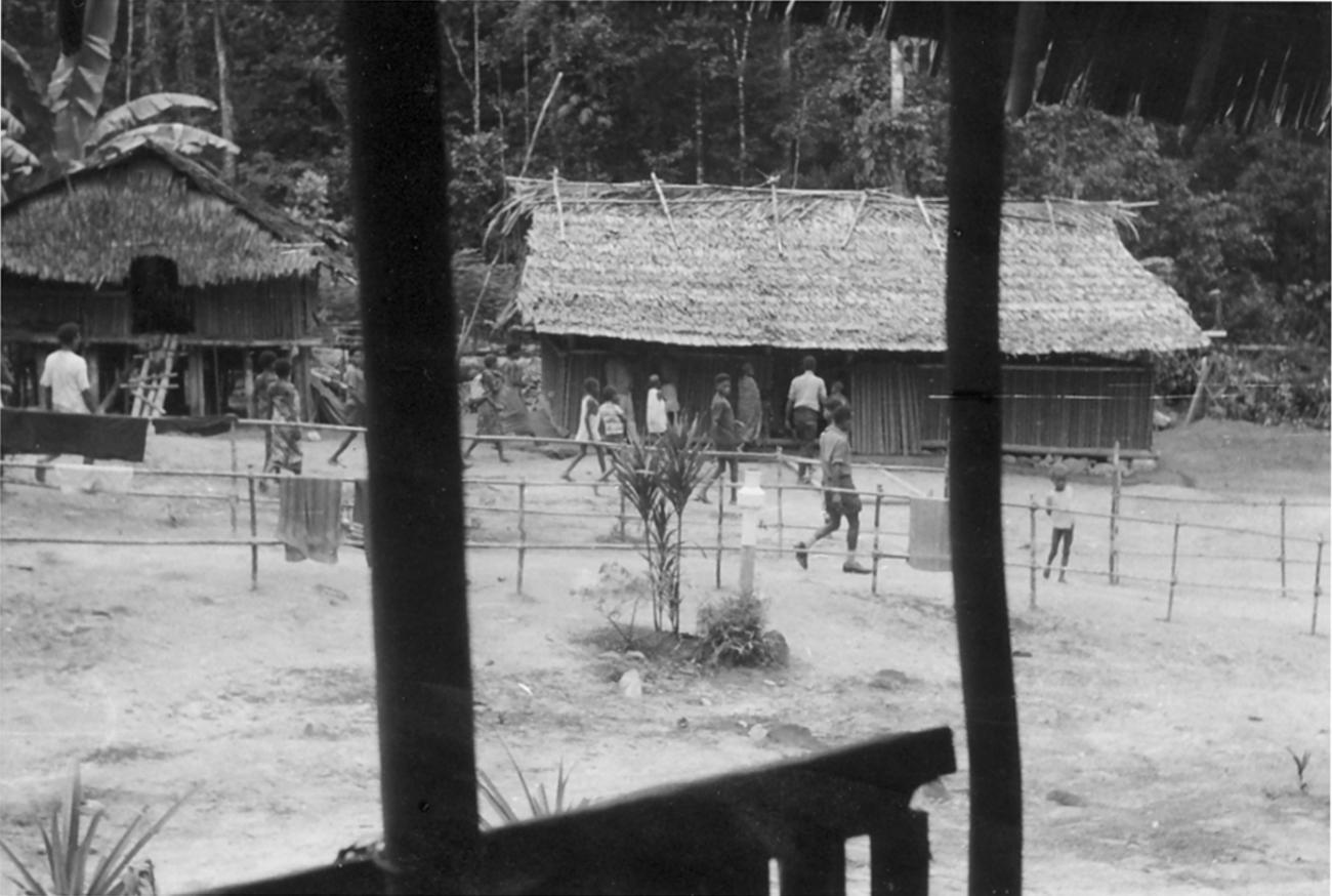 BD/328/31 - 
Tournee in het District Moraid, Onderafdeling Sorong
