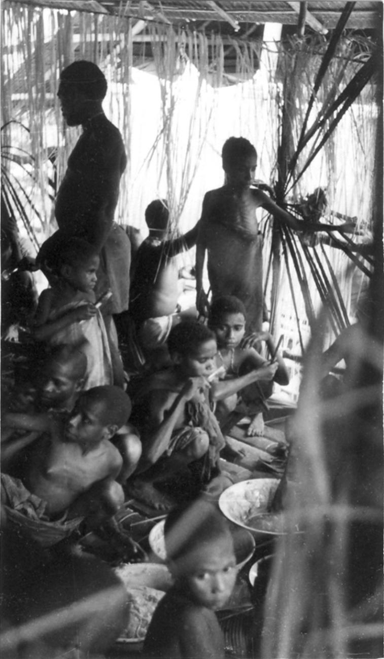 BD/328/38 - 
Tournee in het District Moraid, Onderafdeling Sorong
