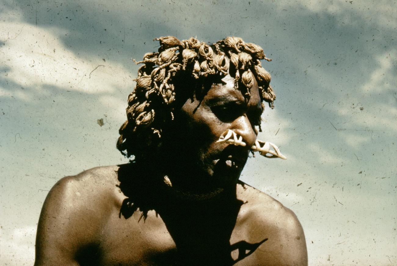 BD/66/202 - 
Portret  van man uit de Asmat 
