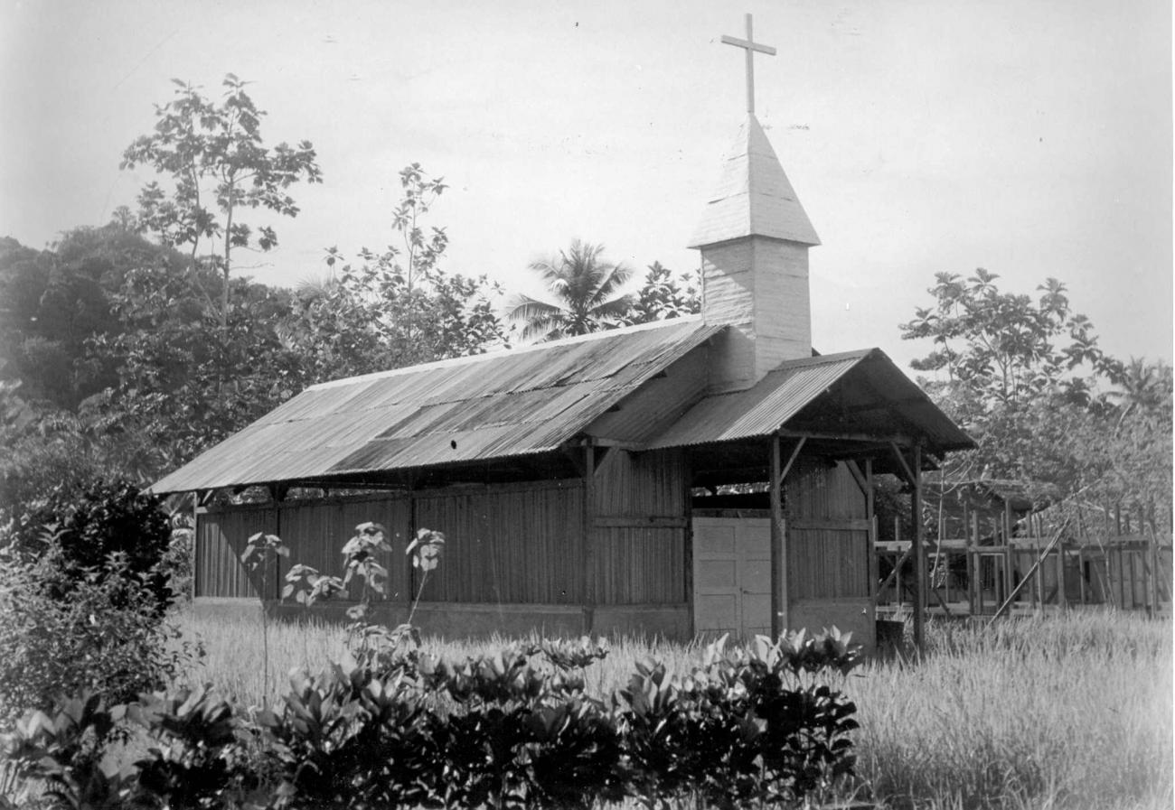 BD/66/354 -
Kerkje op Seroei