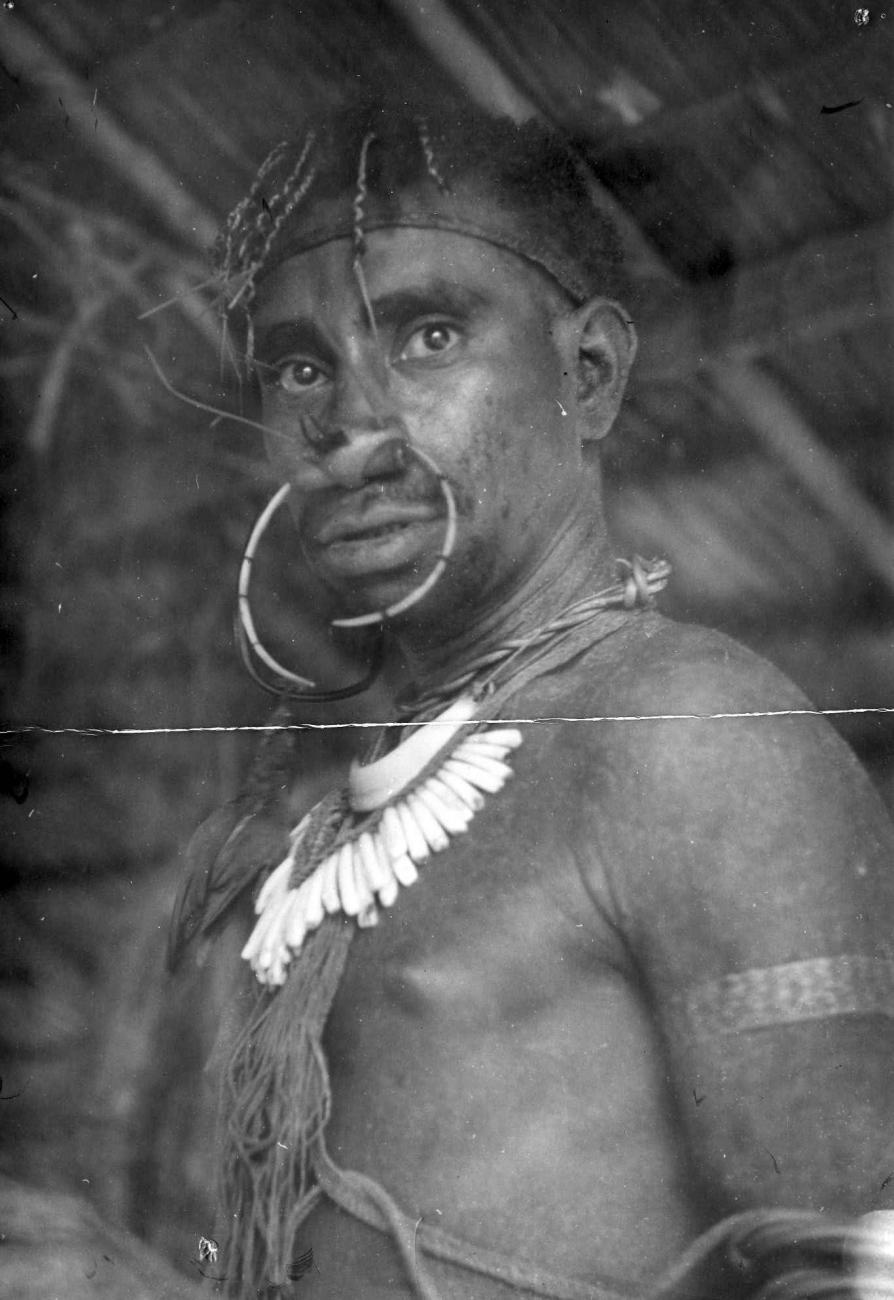 BD/66/357 - 
portret van een Citak man 
