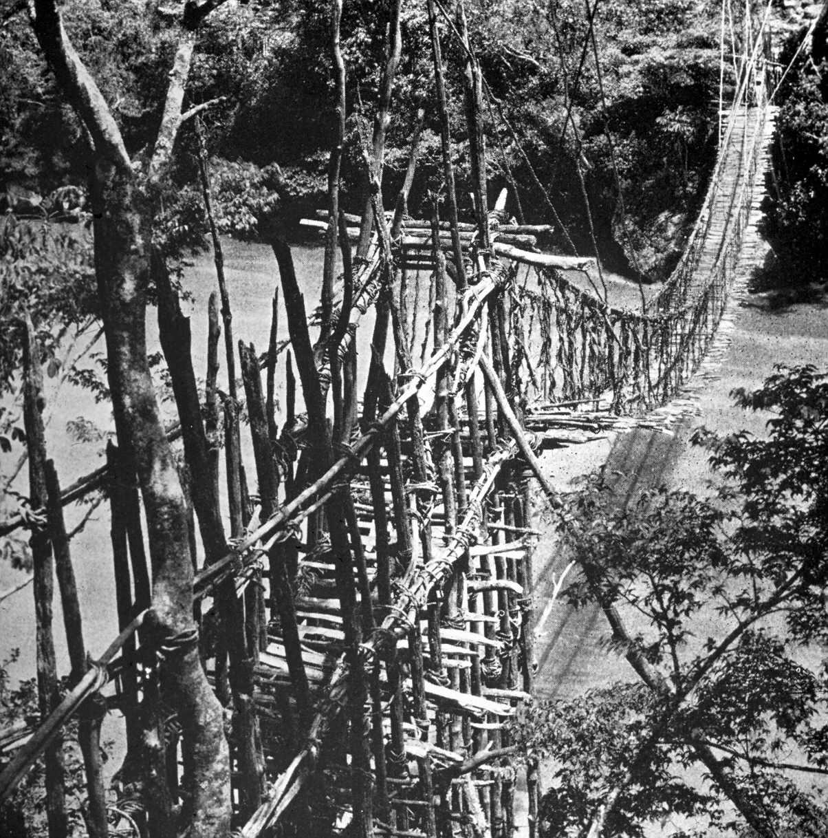 BD/66/431 -
Een hangbrug over de Baliemrivier