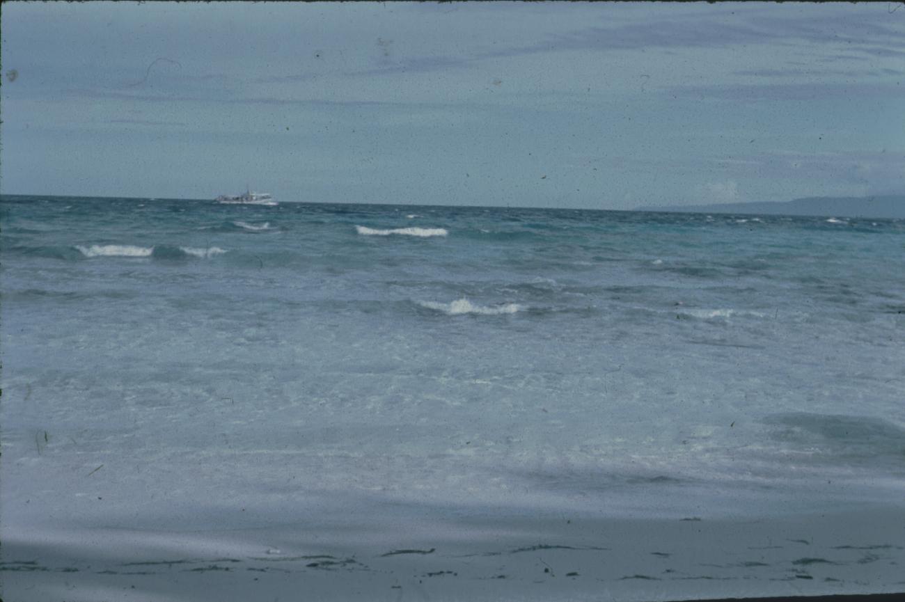 BD/171/542 -
Schip op zee.