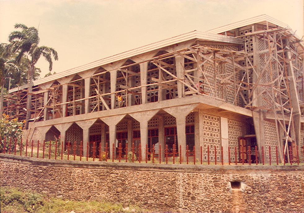 BD/269/539 -
Aanbouw nieuwe kathedraal in Jayapura