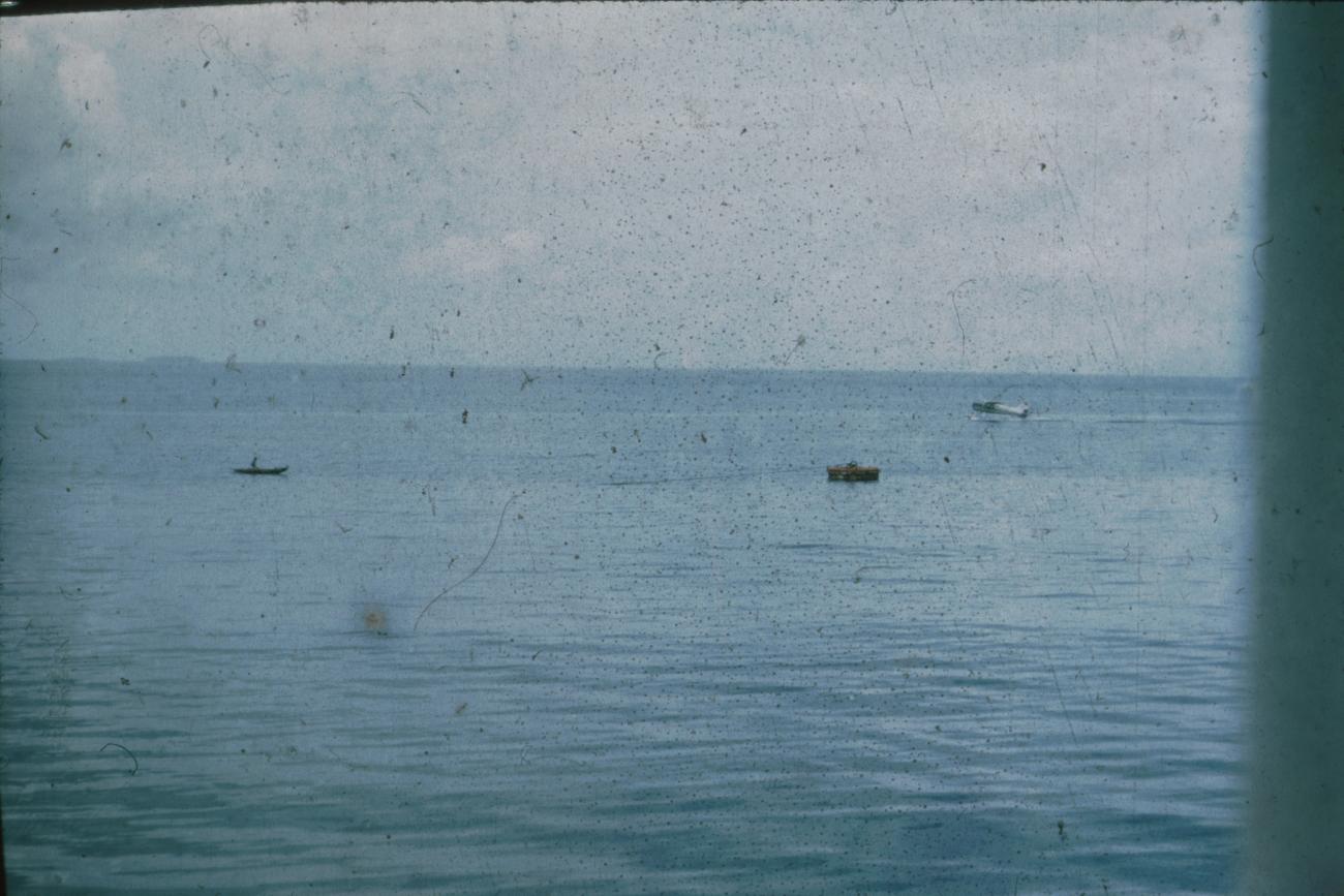BD/171/766 -
Meer met bootje en watervliegtuig