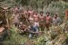 BD/166/24 Groep mannen met jachtgereedschap