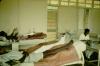 BD/144/373 Polikliniek, twee patienten op bed