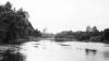 BD/133/221 Opname van de rivier met haar oevers