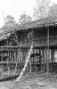 BD/133/41 Tocht Merauke-Kapi: Huis op palen bij Merauke