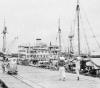 BD/133/784 Aanlegsteiger  met schepen,  haven van Hollandia
